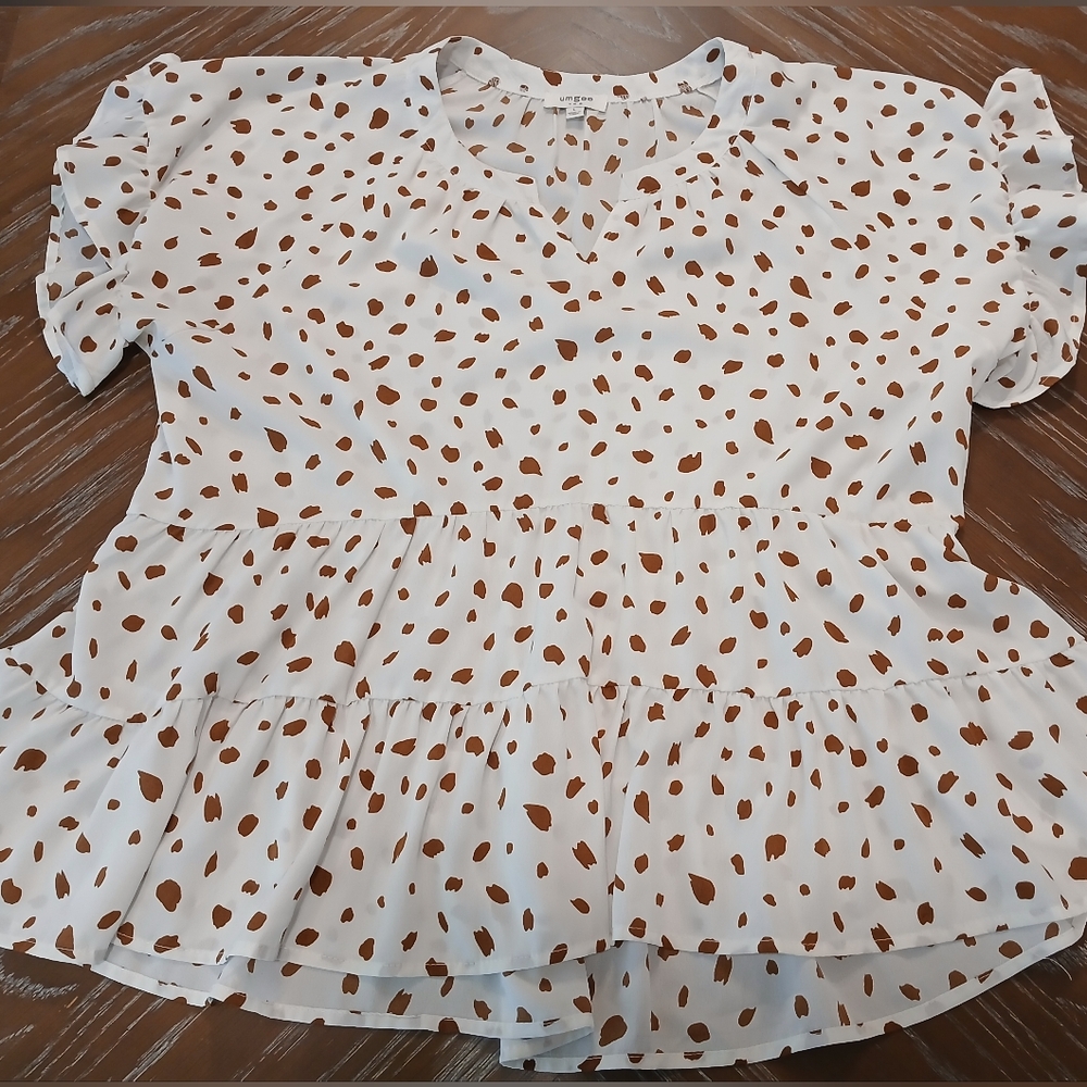 Umgee White and Brown Polka Dot Blouse